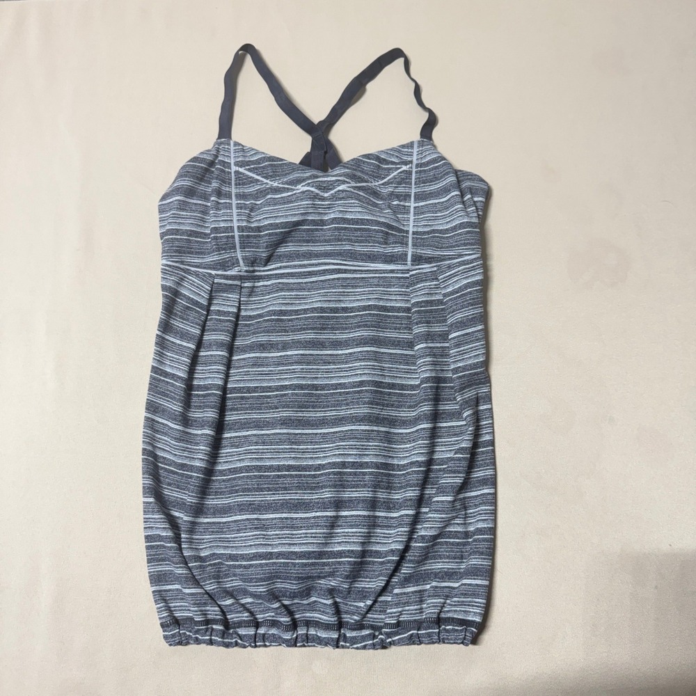 Lululemon Grey Striped Space Dye Strappy Tank Top with Built-in Bra Size 8 Yoga